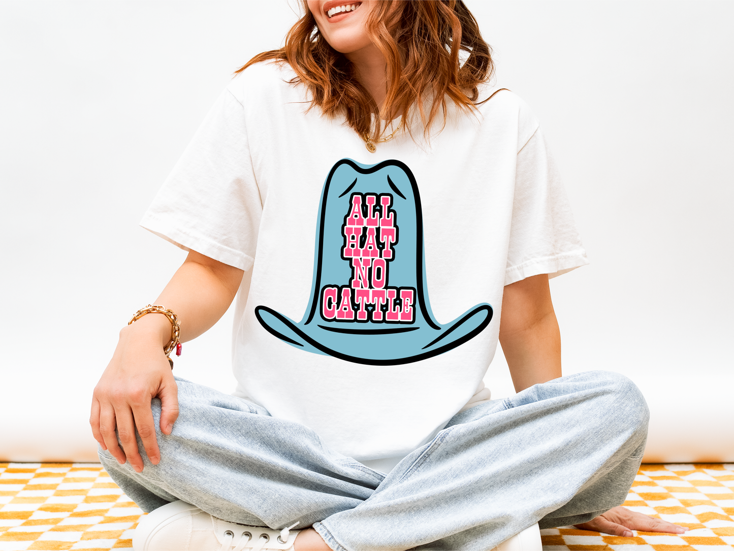ALL HAT NO CATTLE COWBOY HAT GRAPHIC TEE